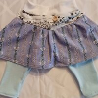 Edelweiss Röckli und Leggins in einem