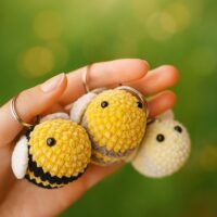 Amigurumi - Schlüsselanhänger - Biene - Albino