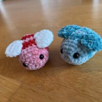 Amigurumi - Schlüsselanhänger - Biene - Blau